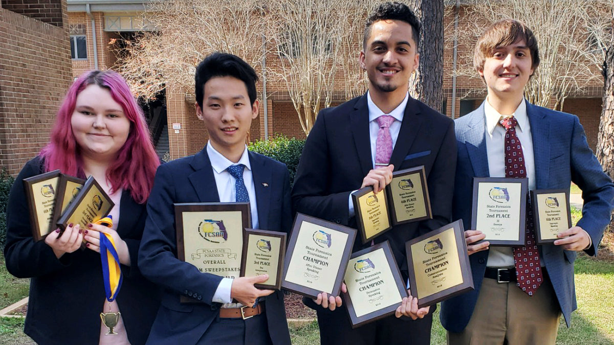 what debate awards should go on common app